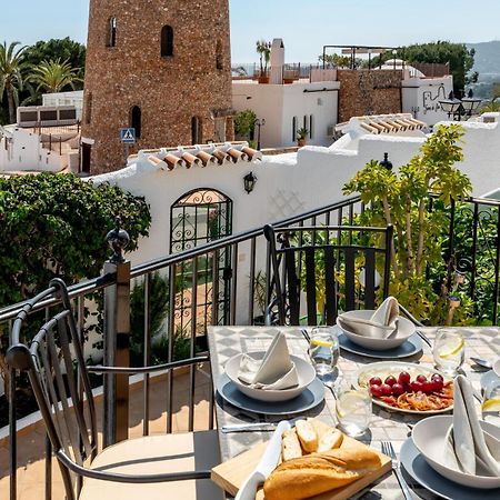Hermosa Casa Con Terraza E Increibles Vistas Al Mar Y La Montana Нерха Экстерьер фото